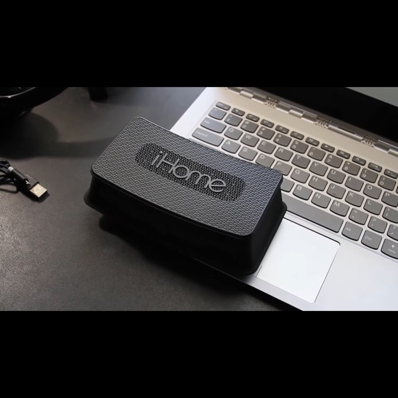 iHome waterproof rechargeable bluetooth stereo speaker - Picture 3 of 5